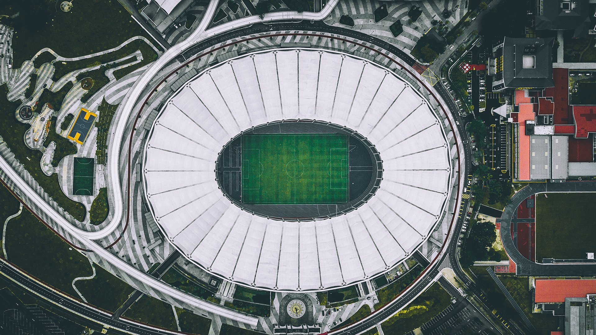 库里 2026 赛季总结: 在三分球命中率重回巅峰的一年后,勇士为何再次止步次轮?